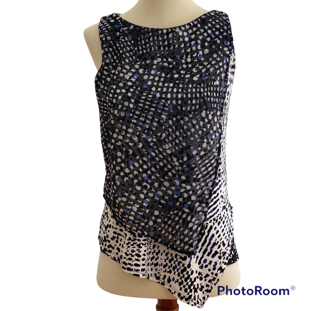 White House Black Market Top - women’s size XXS (fits XS too)- Brand new